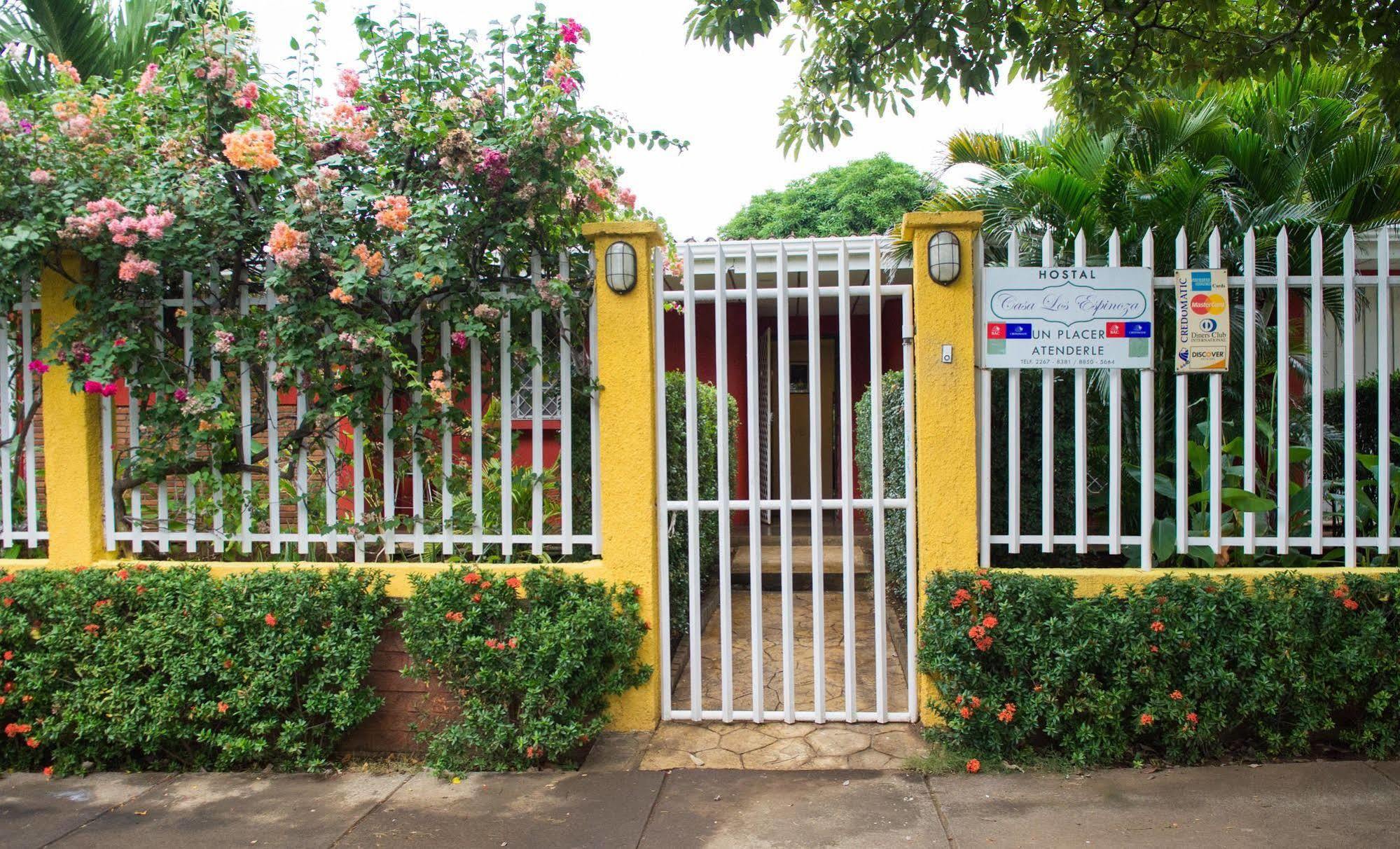 Hostal Casa Los Espinoza 마나과 외부 사진