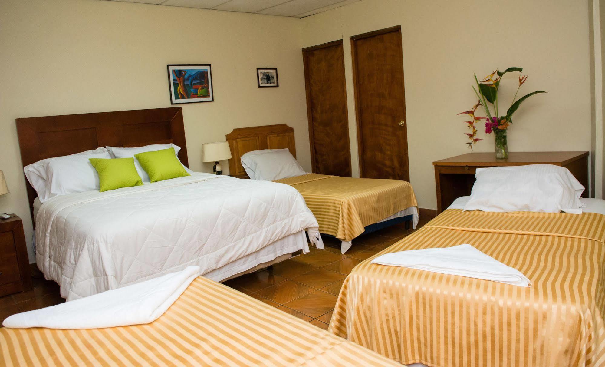 Hostal Casa Los Espinoza 마나과 외부 사진