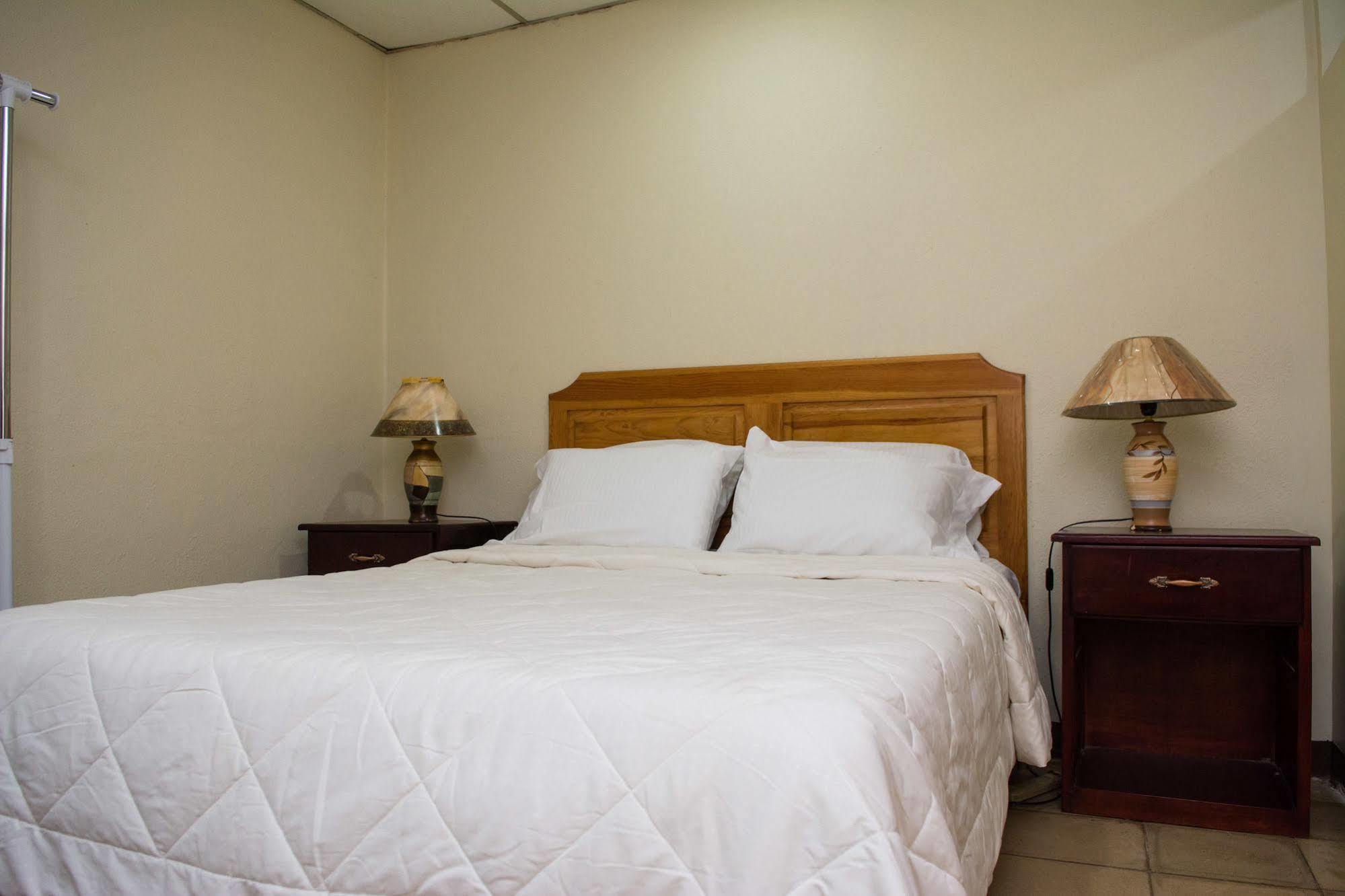 Hostal Casa Los Espinoza 마나과 외부 사진