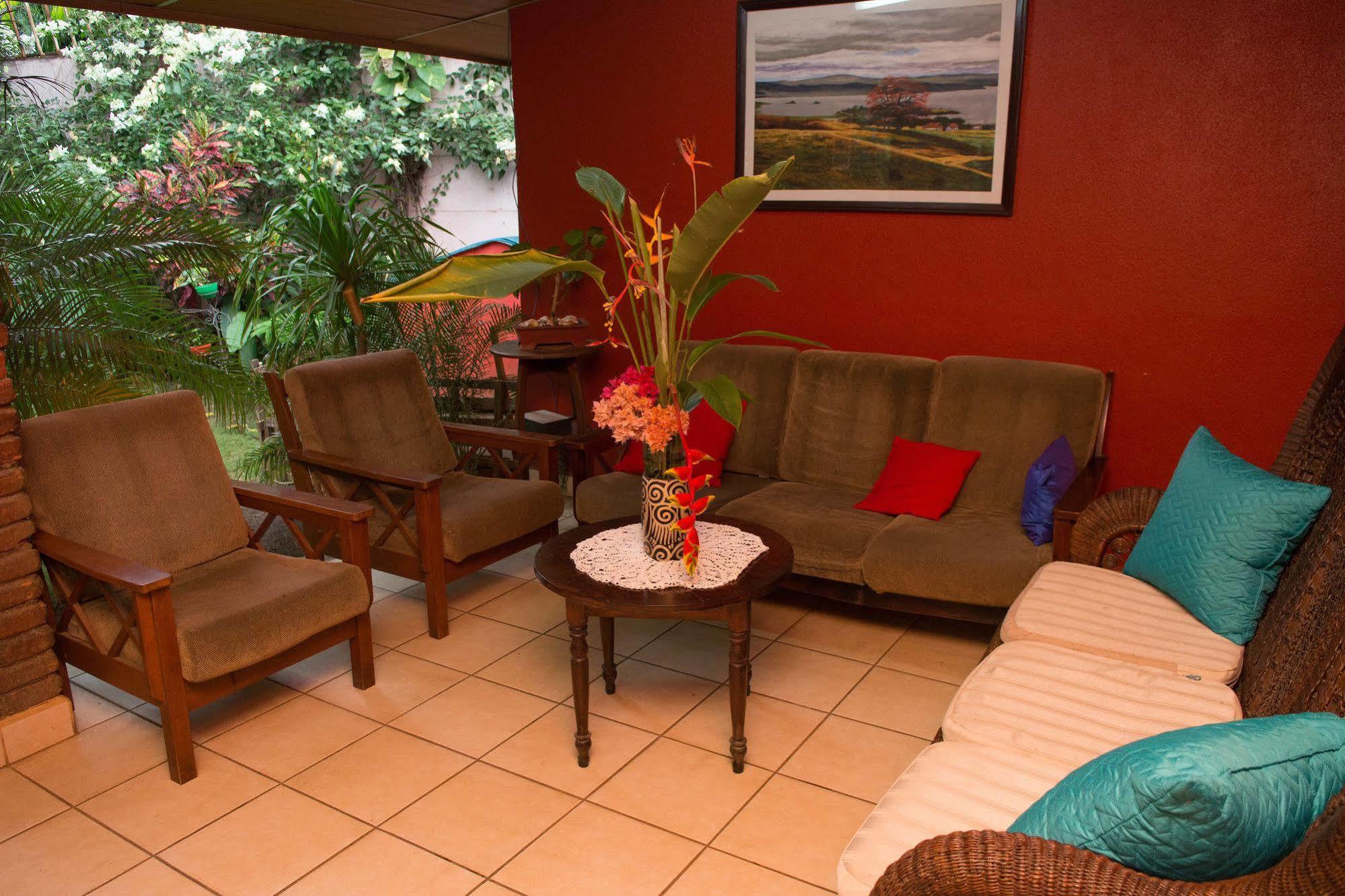 Hostal Casa Los Espinoza 마나과 외부 사진