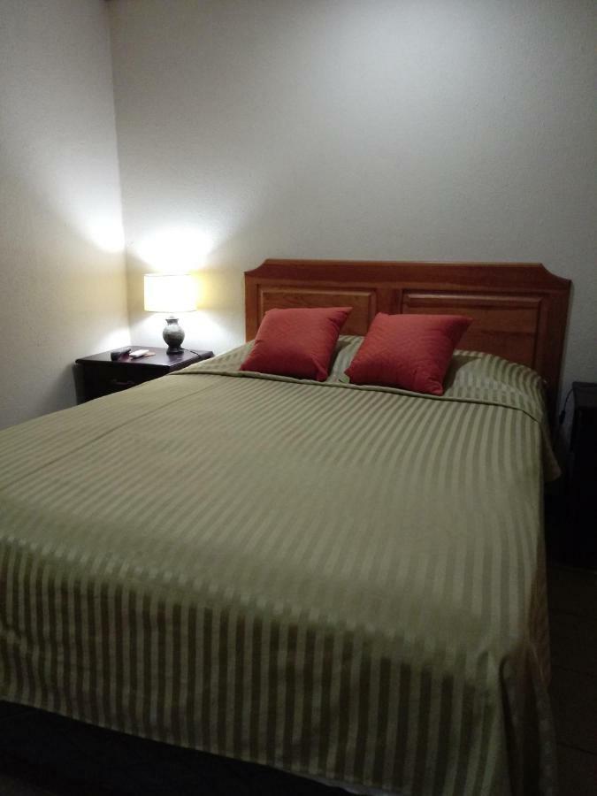 Hostal Casa Los Espinoza 마나과 외부 사진